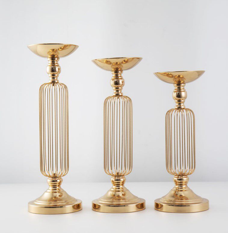 New floral European-style minimalist lines Candle candlesticks Iron Art Wax Candlestick Hotel Home Shop Chen Set Decorative Swing