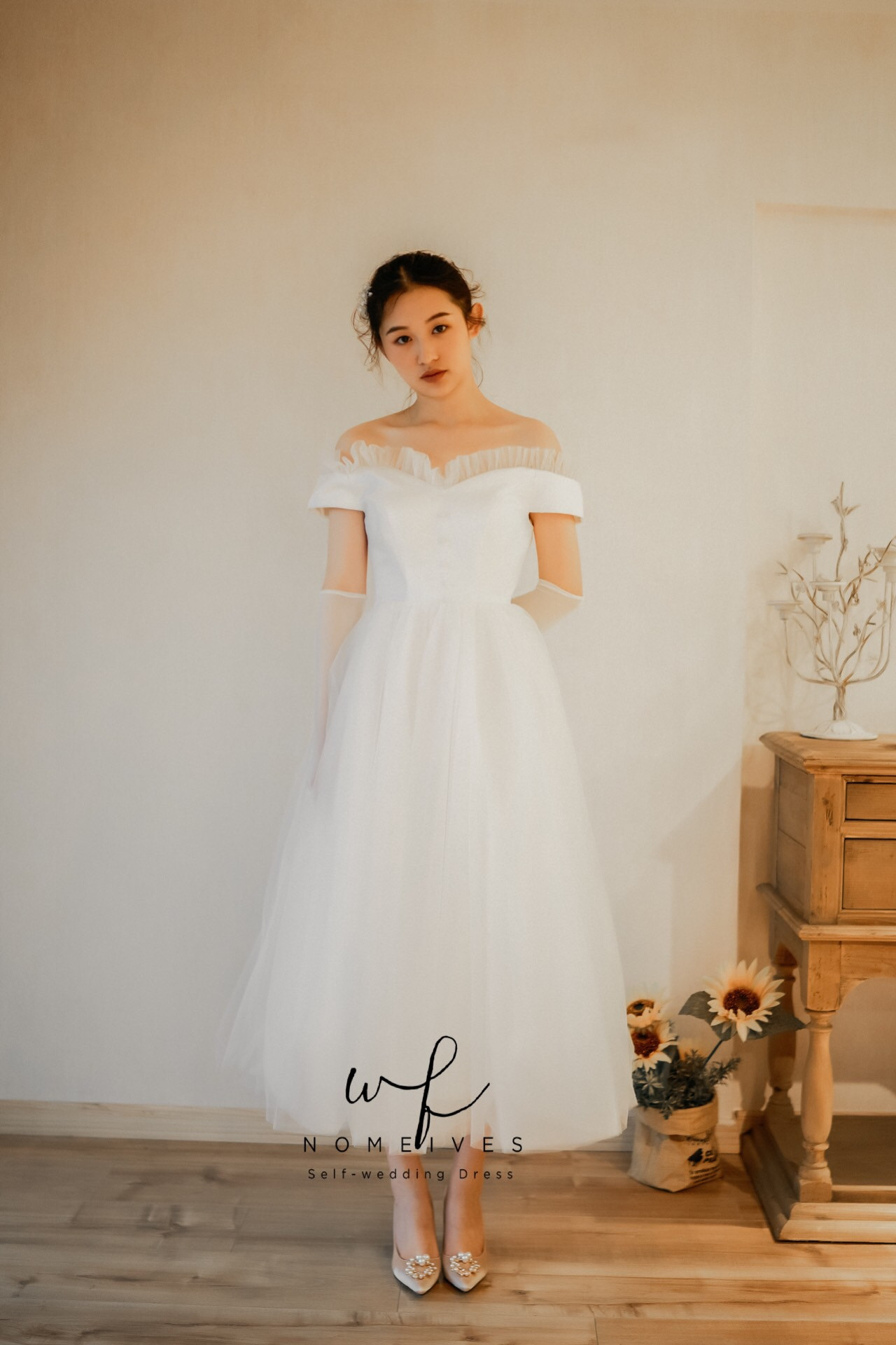 (Lena) Nomeives New elegant retro short light wedding dress simple satin travel wedding dress go out