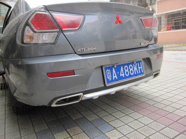 Support for the installation of 2013 resin fiber V3 rhombus pleasing car small surround retrofit southeast V3 new product