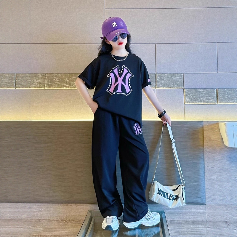 Trendy Summer Outfit for Older Girls 2025 New Fashionable Cool Outfit for Little Girls Junior High School Student Sports Two-Piece Set