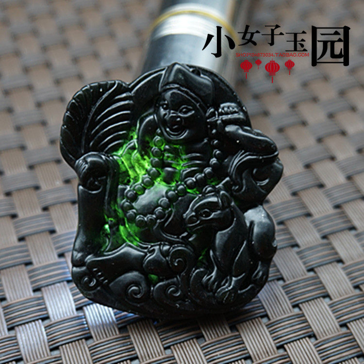 Living Buddhas pendant pendant ink green jade black green jade male and female jade pendant jade pendant jade Pei necklace pendant