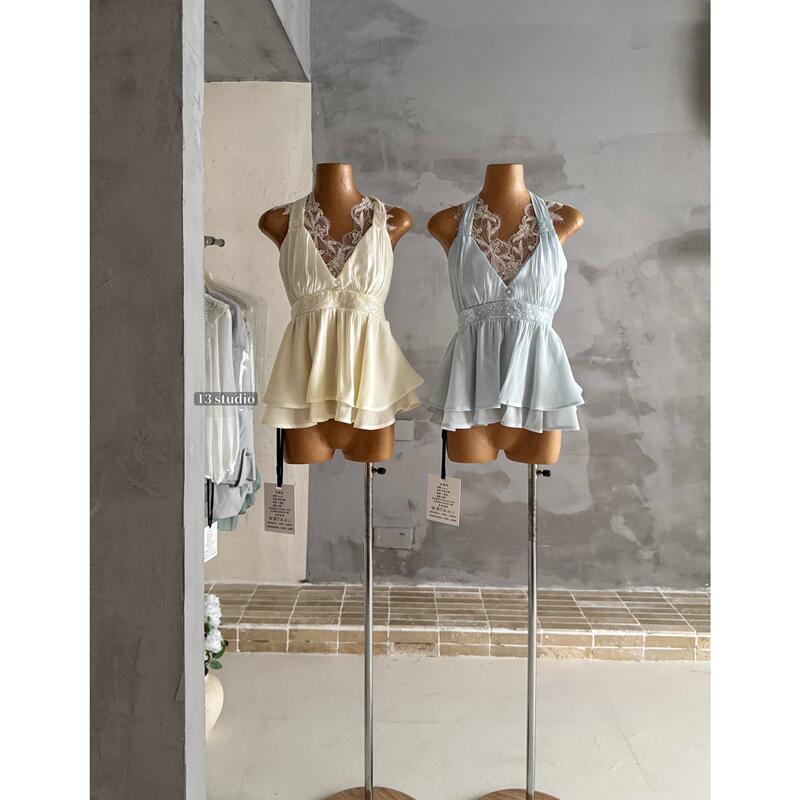 13-Studio2026 Lace Small Wings Lace Patchwork Top with a High-End Feel V-Neck Halter Top