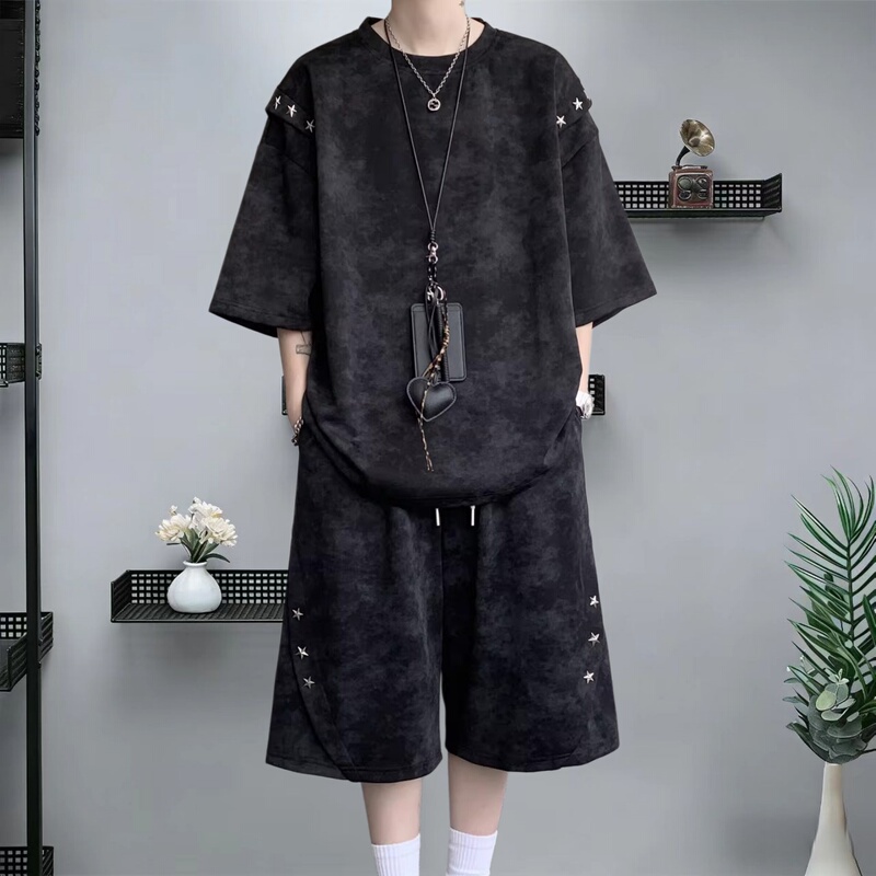 American-Style Deconstructed Tie-Dye Studded Sports Casual Suit for Men, Summer Thin Trendy Brand Cool Short-Sleeve Shorts Two-Piece Set American-Style Deconstructed Tie-Dye Studded Sports Casual Suit for Men, Summer Thin Trendy Brand Cool Short-Sleeve Shorts Two-Piece Set