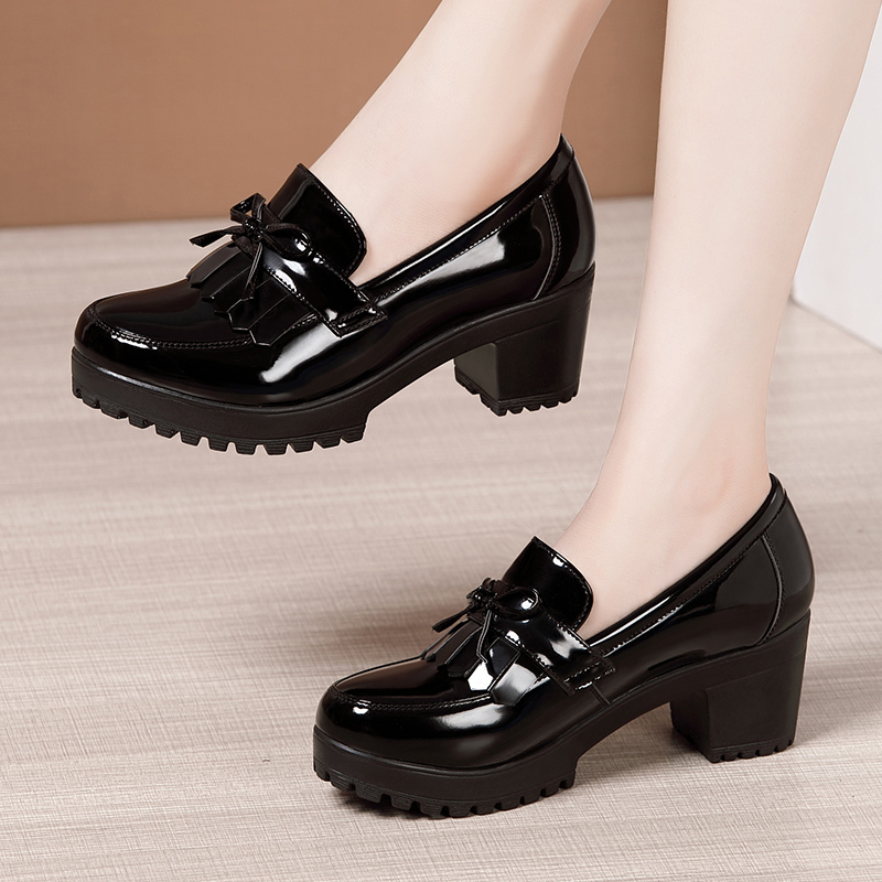 Mid-Heel Chunky Heel Women's Shoes 2026 Autumn New Thick-Soled Waterproof Platform British Style Fashion Large Size Patent Leather Small Leather Shoes