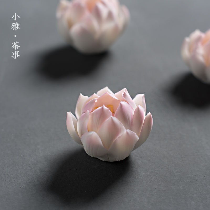 Creative hand pinched ceramic lotus tea ceramic socket socket tea toy tea decoration parts