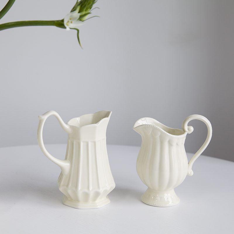 Fat Rabbit Meijia exports classical style European-style fine ceramic powder doodle cream-colored ceramic small milk pot milk tank