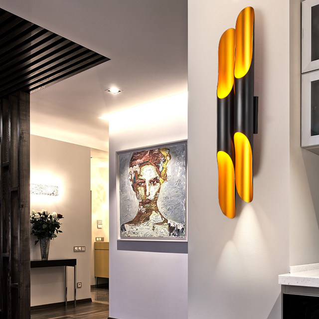 Nordic Post-Modern Minimalist Creative Wall Lamp Industrial Style Staircase Corridor Living Room Bedroom Bedside Lamp Inclined Wall Lamp