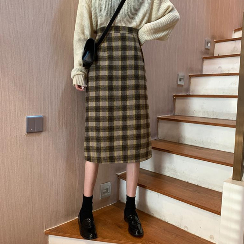 High waist mid-length plaid skirt women's autumn and winter 2022 new skirt Korean version all-match retro bag hip A-line skirt