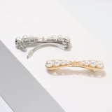 Маленькая элегантная заколка для волос из жемчуга с бантиком