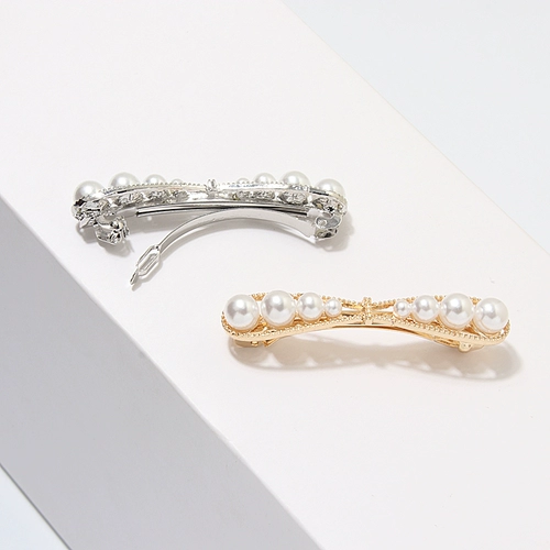 Маленькая элегантная заколка для волос из жемчуга с бантиком