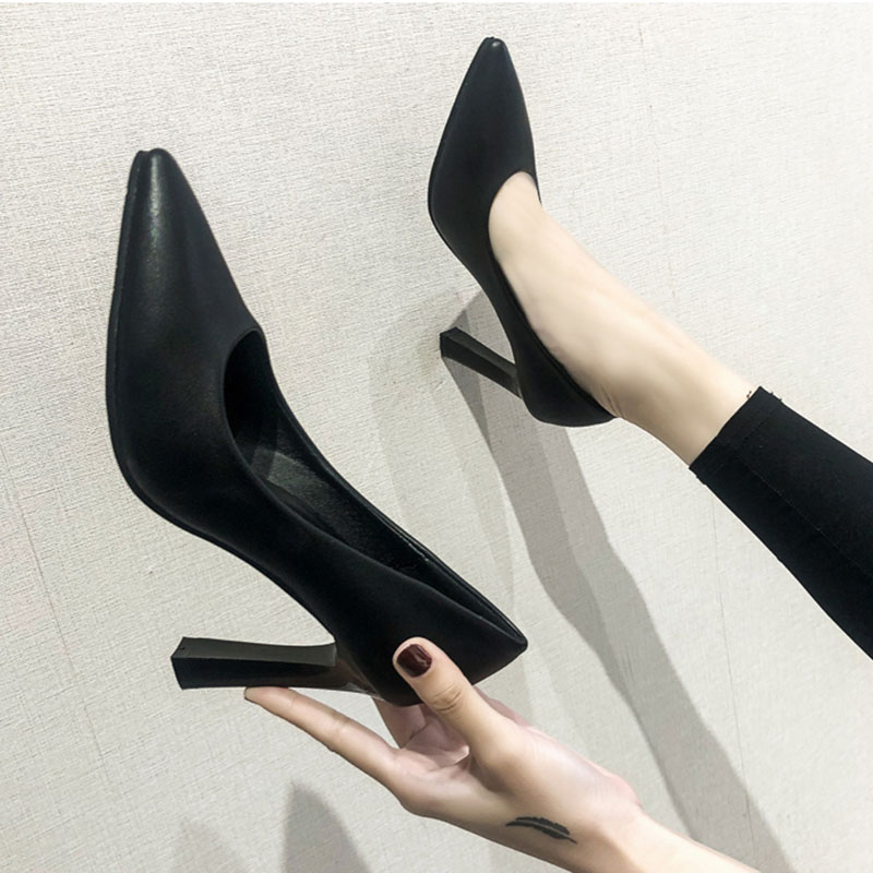 2022 Spring New Black High Heels Lady Coarse Heel Career Working Shoes Custard Fashion 100 Hitchhiking Shoes