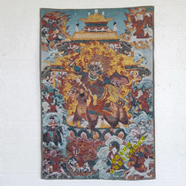 Antique thangka embroidery protector statue brocade decorative painting Tibetan Buddha thangka character cloth painting banner hanging painting for worship in the temple