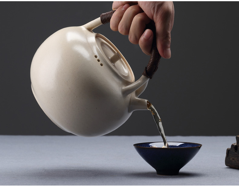 Jingdezhen soda glaze manual single pot of household ceramic teapot household white clay pot of kung fu can start can raise the teapot