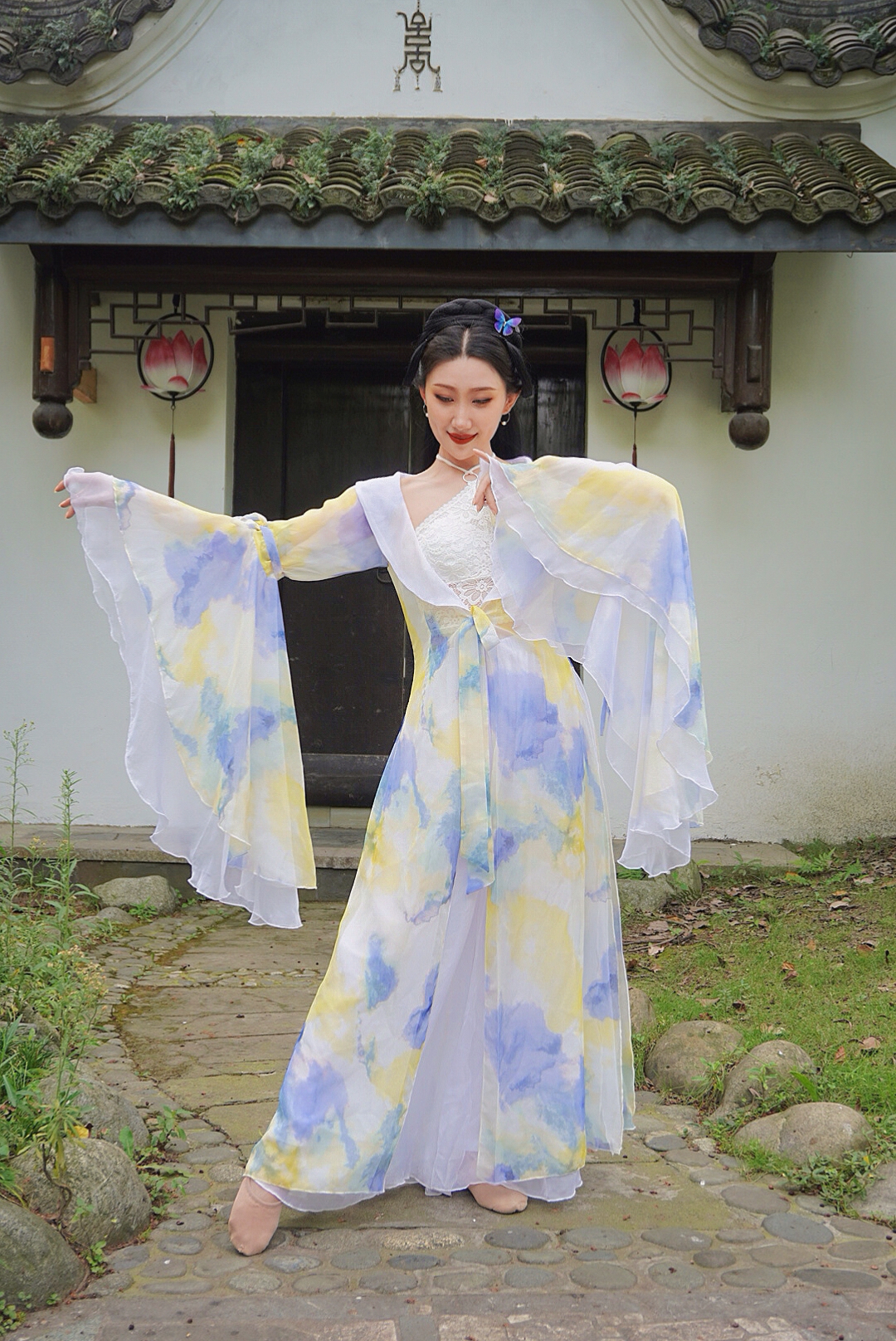 Logod Original Design Classical Dance Suit (Cloud Dress) Flutter side open fork cardioreography with double layer of trumpet-shaped sleeves