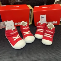 Красные антибактериальные японские кроссовки