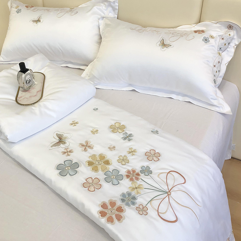 Summer washable true silk air conditioning by four sets of ice silk embroidered summer cool by summer thin quilt princess wind summer quilt
