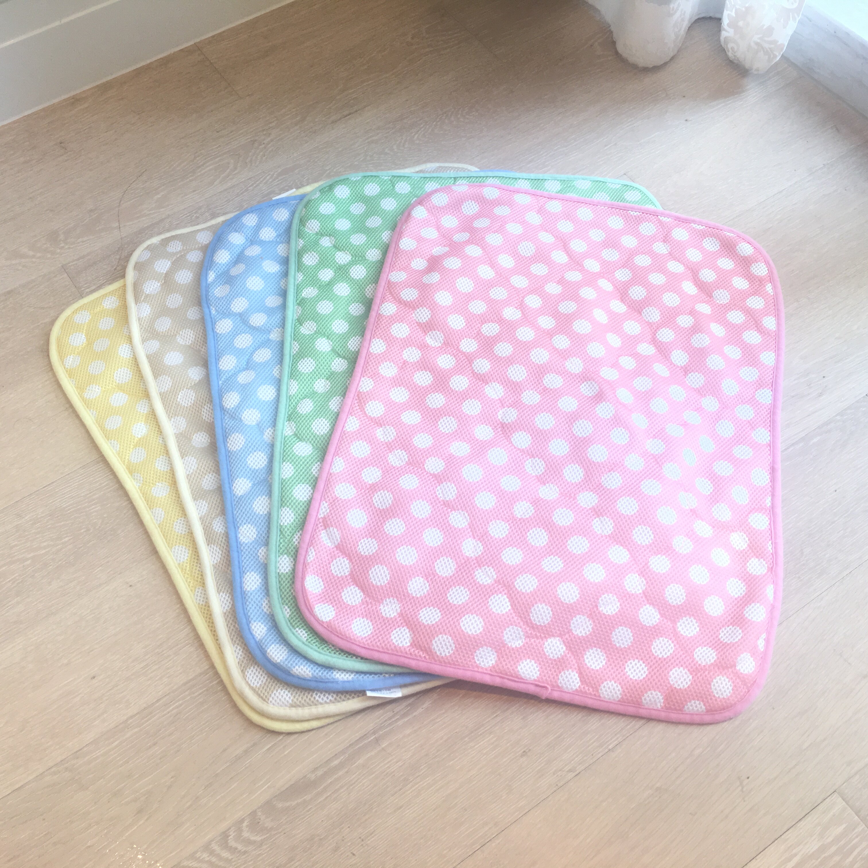 (Buy 2) Export kitty Puppy cool Breathable Machine Washable Heat Dissipation Kitty Dogs Mat Cool Cushion