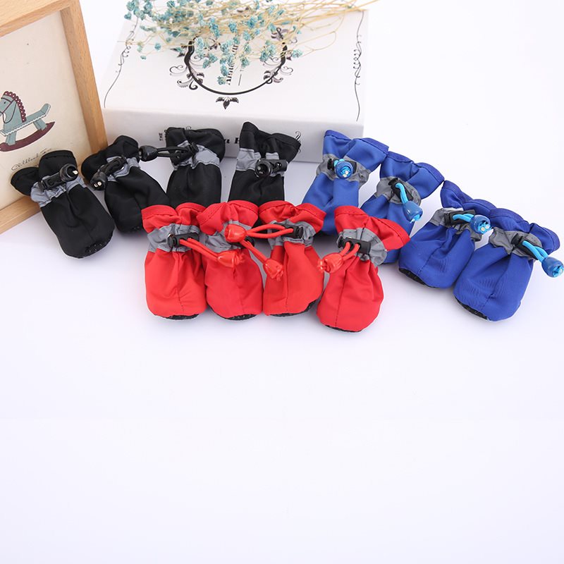 Dog shoes summer small dog teddy bear pet shoes do not lose four feet waterproof rain boots a set of four