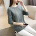 Áo len mùa thu đông 2018 nữ phiên bản Hàn Quốc mới của người mặc bên ngoài có phần ngắn cổ thấp lệch cổ xoắn đan áo sơ mi chạm đáy áo len mỏng Áo / áo thun