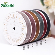 Hinchen capital New Years Eve new ribbon yarn with cicadas winged with flowers bouquet gift box cake packaging butterfly knot