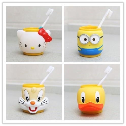 Cartoon children's tooth brushing cup cute and cute little yellow man drinking cup plastic baby mouthwash cup with handle