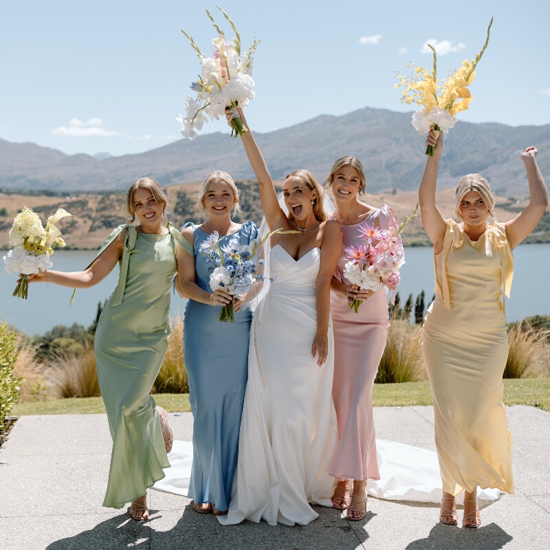 Western-Style Satin Bridesmaid Dress, New Large Size, High-End, Niche Wedding, Simple and Elegant, Sister Group Bridesmaid Dress