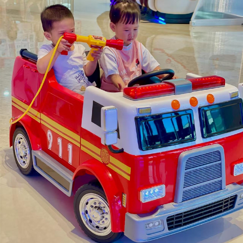 Fire Police Car, Large Two-Seater Children's Electric Car, Four-Wheel Off-Road Vehicle, Remote Control Four-Wheel Drive Baby Toy