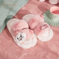 Меховые тапочки с изображением кошки Мэри