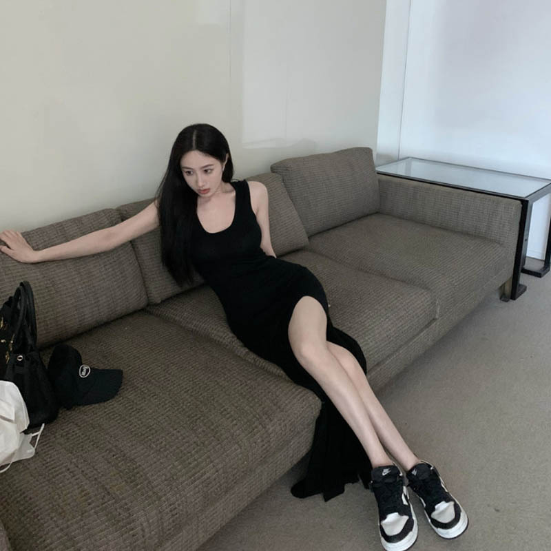 Duise Black Extra-Long Knitted Sleeveless Slim-Fit Dress with Hip-Hugging High Slit and Camisole Inner Dress