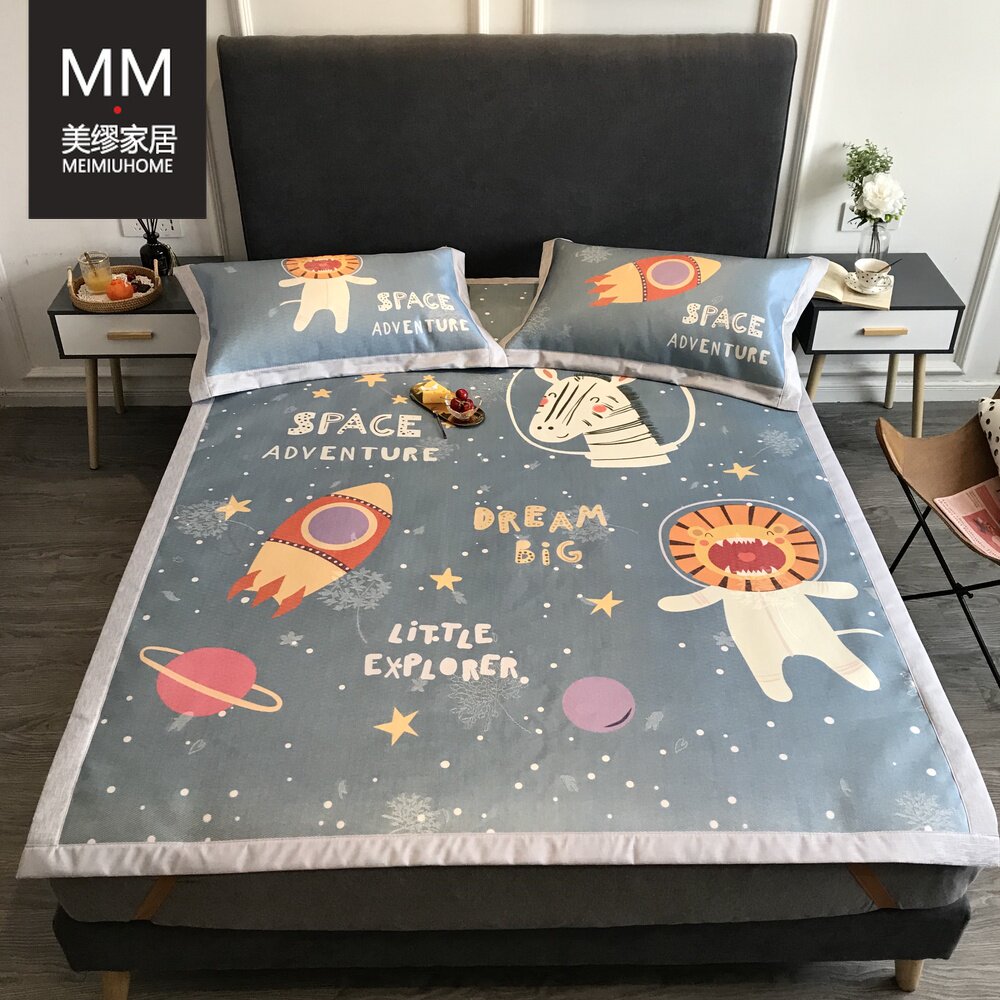 Summer cartoon 900D ice silk mat three-piece anime small fresh naked sleeping mat machine washable