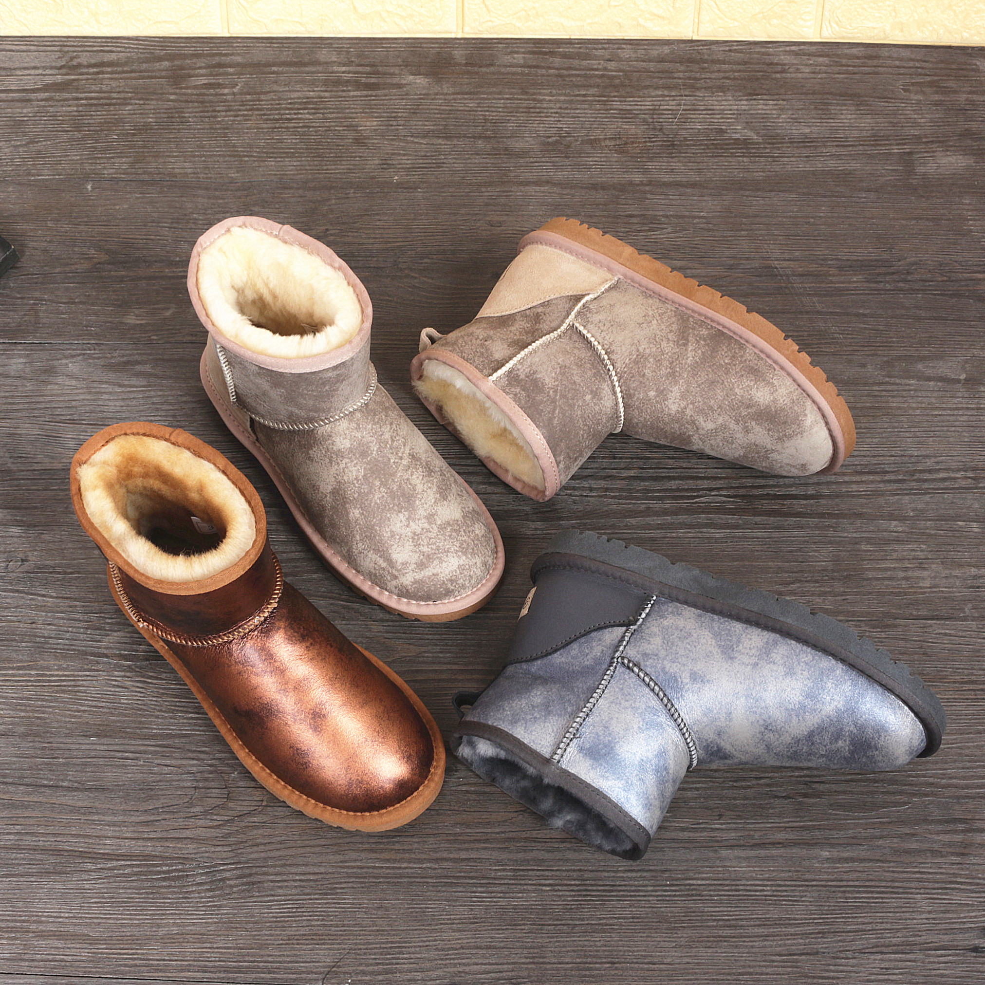 Sheepskin and fur snow boots men's short tube waterproof and non-slip winter warm wool cotton shoes retro large size snow shoes