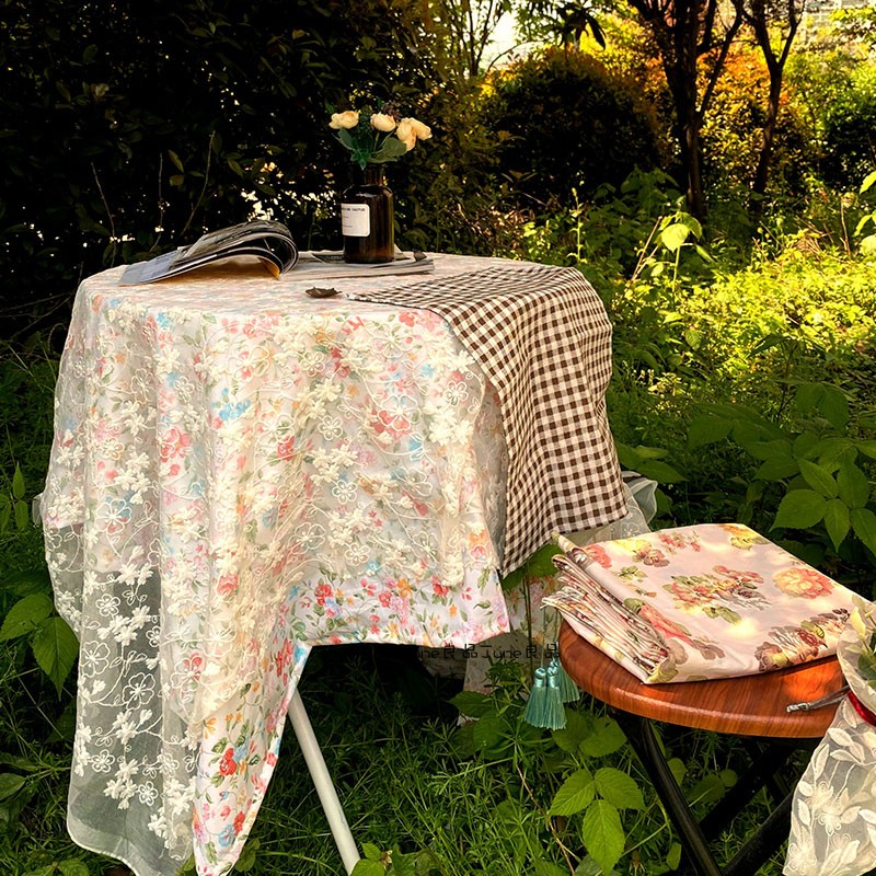 Fields Garden Broken Flowers Retro Table Burins Cream Rose Round Table Flow Sugeb Pure Cotton Art Table Tea Table Dining Mat