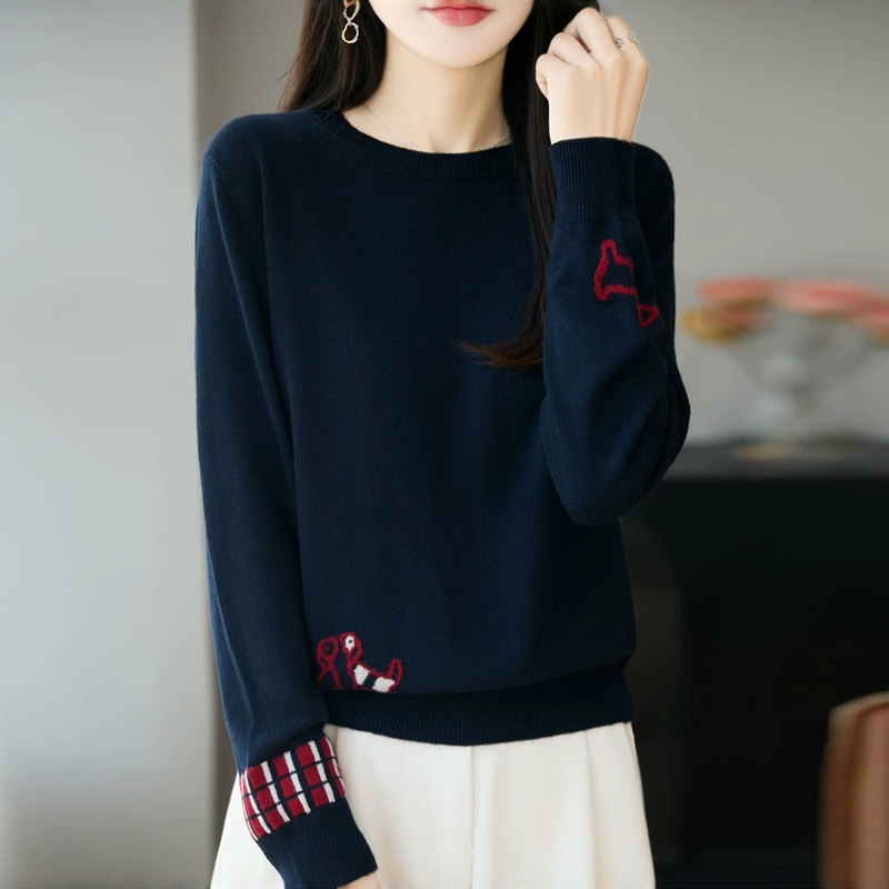 Recommended Item for Personal Collection~ Dark Blue Heavy-Duty Embroidered Round-Neck Long-Sleeve Wool Knit Sweater for Women, Autumn and Winter Season Recommended Item for Personal Collection~ Dark Blue Heavy-Duty Embroidered Round-Neck Long-Sleeve Wool Knit Sweater for Women, Autumn and Winter Season