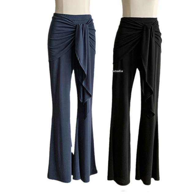Lin Xi Xi's Two-In-One Lace-Up Slightly Spicy Pants That Make You Look Slimmer and Have Longer Legs