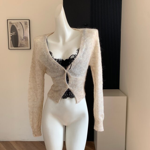 Lin Xi Xi Waist-Slimming Beauty God V-Neck Short Knitted Cardigan for Women, Slim-Fit Long-Sleeve Pure Desire Top for Autumn