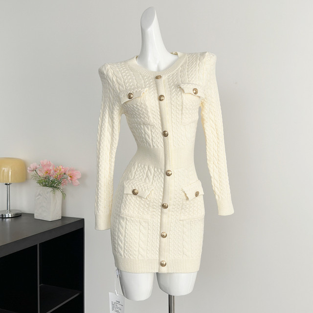 Lin Xiaxia's 2025 Autumn and Winter New Design Fashionable and Elegant Slimming Multi-Pocket Dress