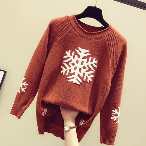 Трикотажный осенний свитер, круглый воротник, со снежинками, 2018, ассиметричный крой, свободный крой