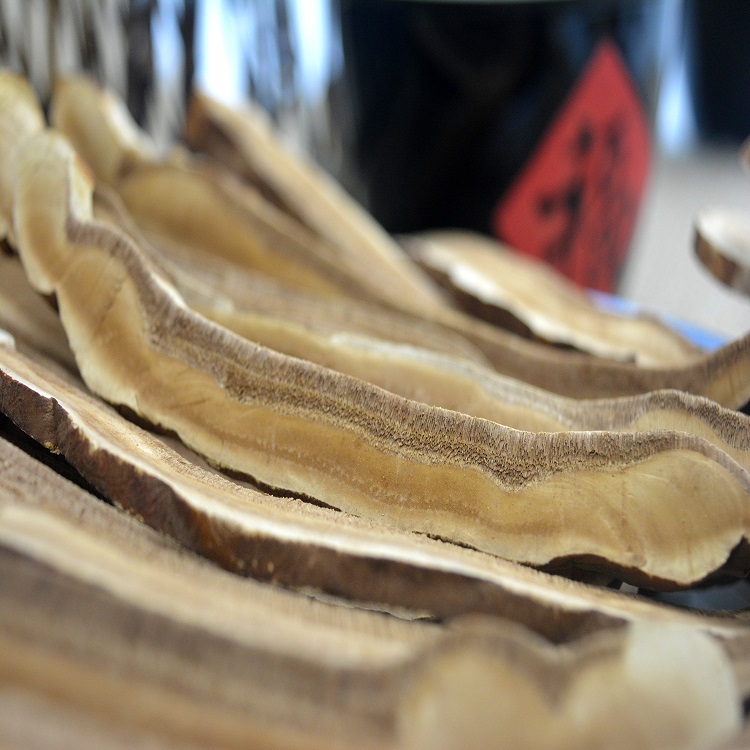 The way to make up Changbai Mountain Ganoderma lucidum red Ganoderma slices Northeast specialty wild purple Ganoderma under the forest red Ganoderma Guohua Ginseng