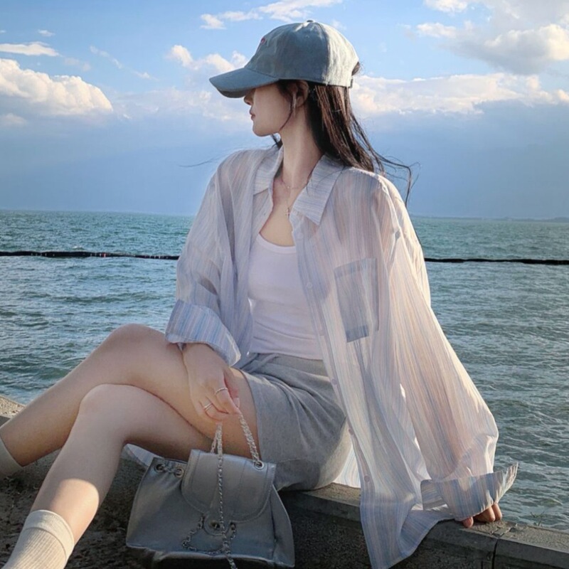 Contrast Color Striped Sun Protection Shirt for Women, Autumn Thin Style, Slightly See-Through, Mid-Length Cardigan, Loose Casual Vacation Style Shirt Jacket