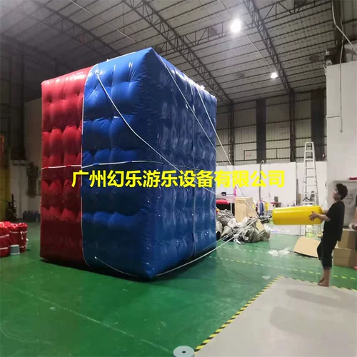 Плавающая целевая надувная целевая стрельба по цели перетаскивание целевого перетаскивания военного корабля отражает мяч и моделирование шариков вода плавающие тела