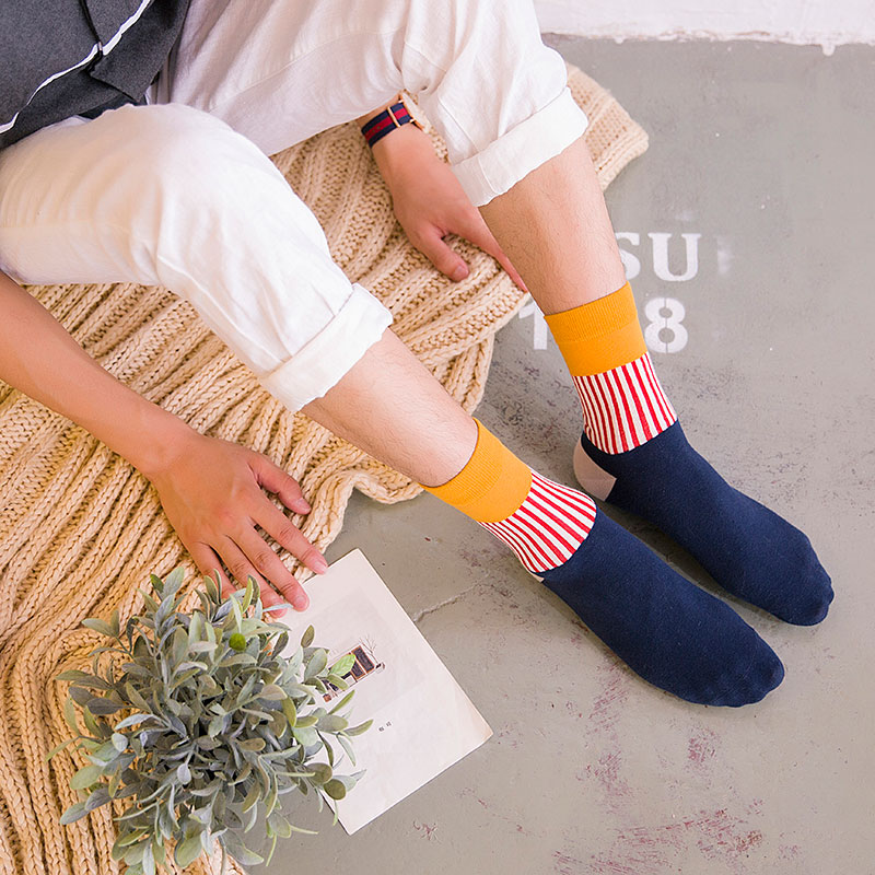Simpson phim hoạt hình mùa thu và mùa đông ống nam và nữ vớ cotton Cá nhân độc lập hộp đôi vớ vớ đường ống vớ thủy triều vớ da dài