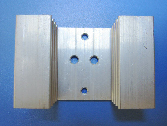 Heat sink width 60MM 40MM 40MM thickness 23MM Concave Sides Heat Dissipation Fence TO-3 Iron Pipe Heat Dissipation