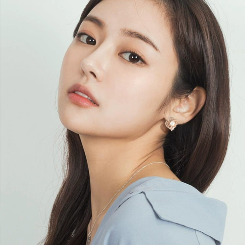 Изысканные модные трендовые серьги с цирконом, аксессуар, легкий роскошный стиль, изысканный стиль, микроинкрустация