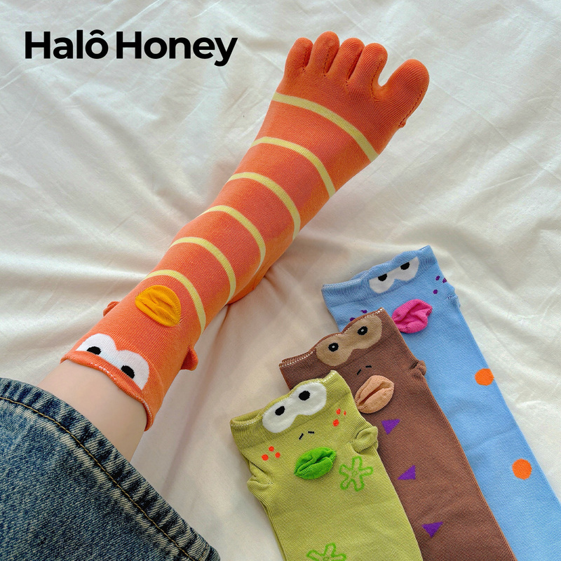 Garden Eel Five-Toe Socks for Women, Mid-Calf Socks, Pure Cotton, Bikini Bottom Ugly Fish Cartoon, Quirky and Fun Split-Toe Couple Socks Garden Eel Five-Toe Socks for Women, Mid-Calf Socks, Pure Cotton, Bikini Bottom Ugly Fish Cartoon, Quirky and Fun Split-Toe Couple Socks