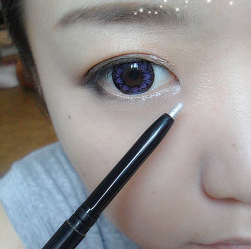 Eye-opening headlining Silkworm Pens Automatic Swivel Eye Shadow Pen Eyelink Pen High Light Repair Pens Pearls White Tears Eyes