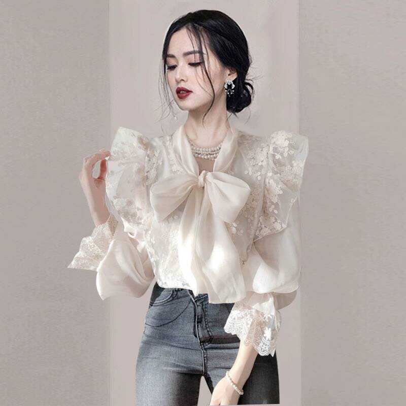 Summer New Korean Style Super Fairy-Like Bow Lace Shirt, Beautiful Slim Fit, Slimming Bell-Sleeve Shirt Top for Women