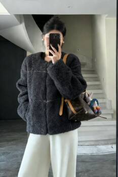 Ying Mingqi's Exclusive Store Genuine Product, Model 119, Plus-Size, Fashionable, Casual, Loose-Fitting, Slimming, Leather and Fur Integrated Coat