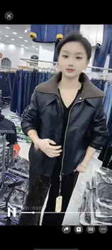 Purple Hibiscus (Xiangrui) Genuine Product from the Store, Model 25102, Plus-Size, Fashionable Casual Loose Leather Jacket with Fleece Lining