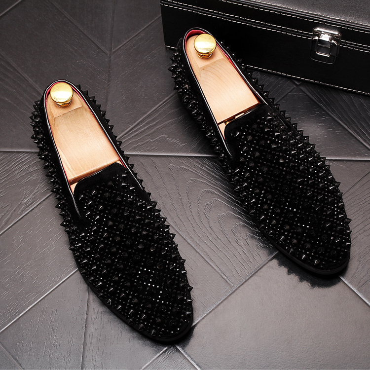 Summer Men's Slip-On Leather Shoes, Fashionable Studded Loafers, Same Style as on Kuaishou, Trendy Bean Shoes, Stylish Hairstylist Men's Shoes