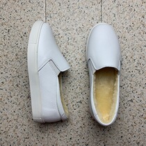 Big factory tail stock stock cut clearance cotton shoes womens leather plus velvet warm womens small white shoes White casual shoes